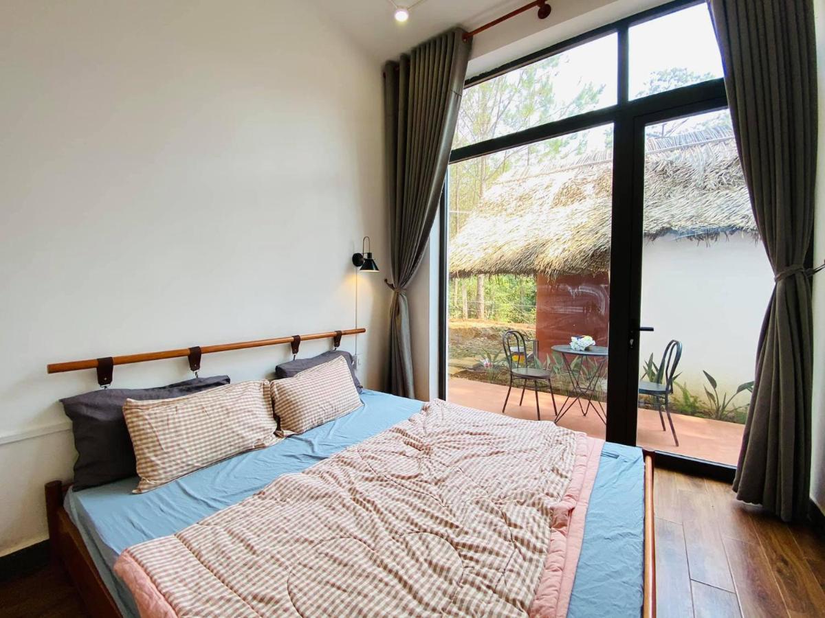S'Nghe Homestay Mang Den Kon Von Kla Extérieur photo