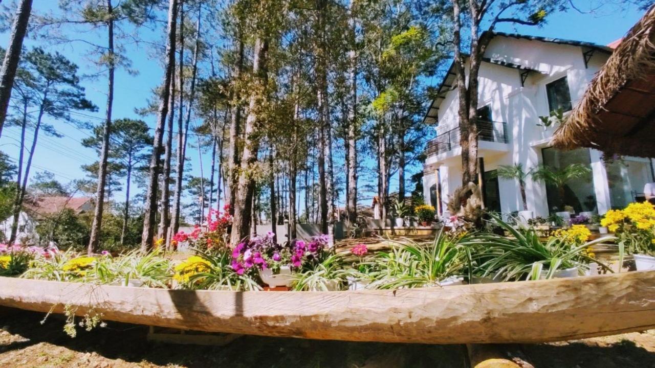 S'Nghe Homestay Mang Den Kon Von Kla Extérieur photo
