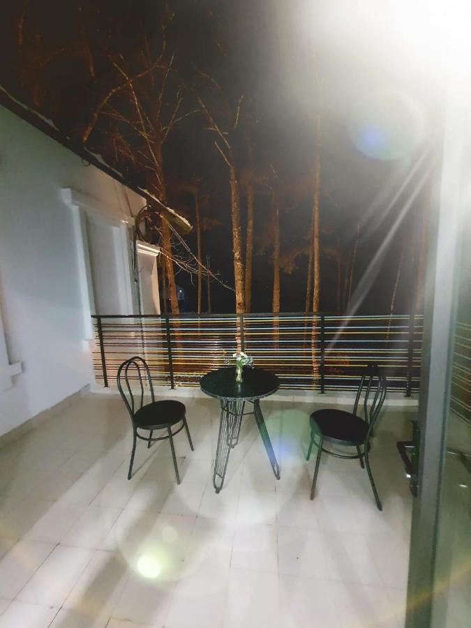 S'Nghe Homestay Mang Den Kon Von Kla Extérieur photo
